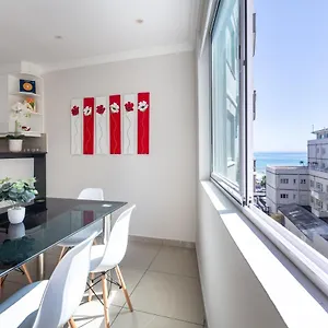 https://perfect-beachfront-apartments.hotels-capetown.com
