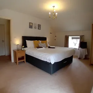 https://castle-court.yorkshirehotels.net