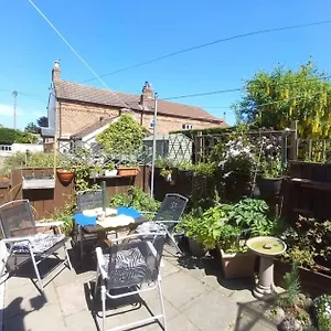 https://may-rose-cottage.yorkshirehotels.net
